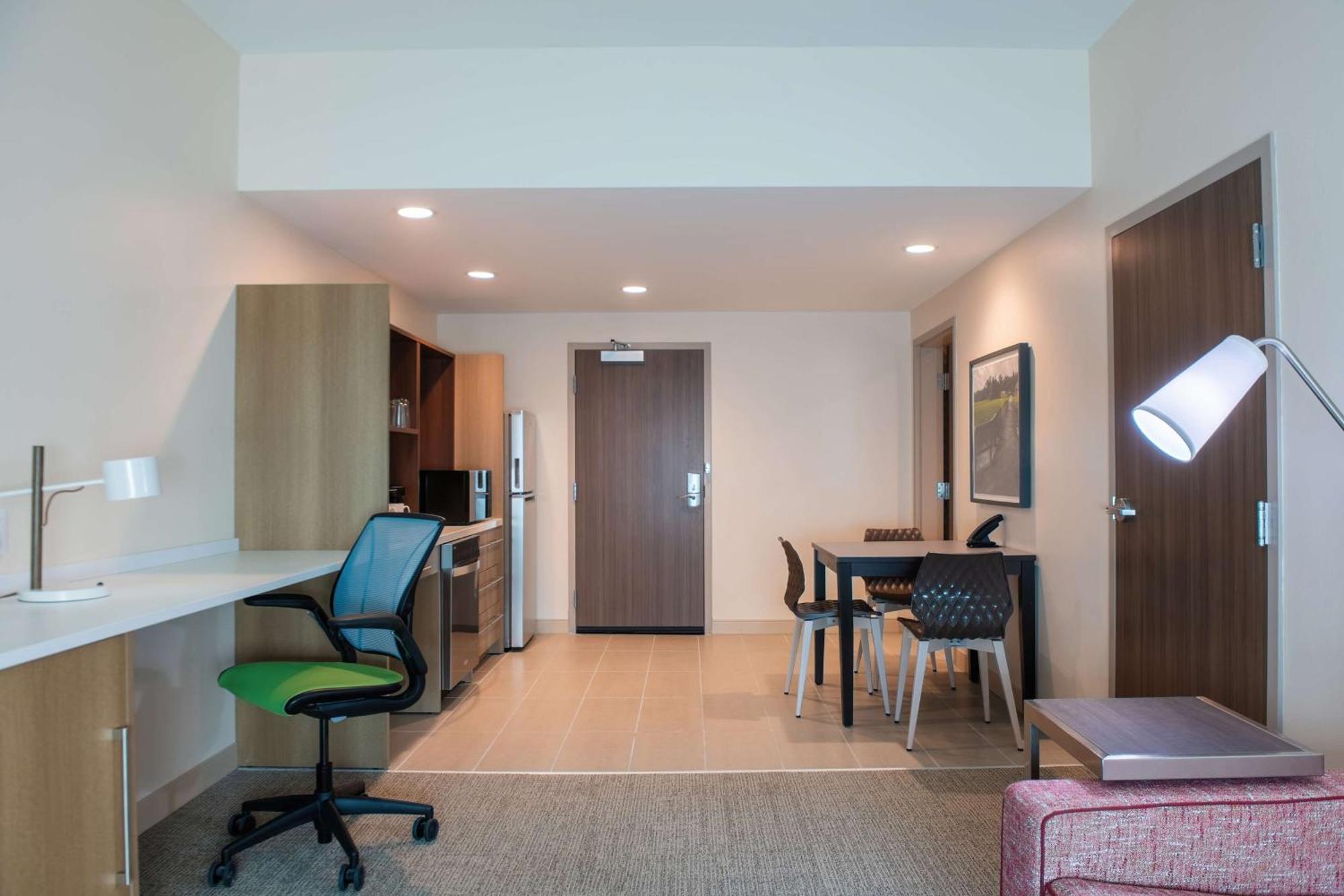 Home2 Suites By Hilton Kingsland Exterior photo