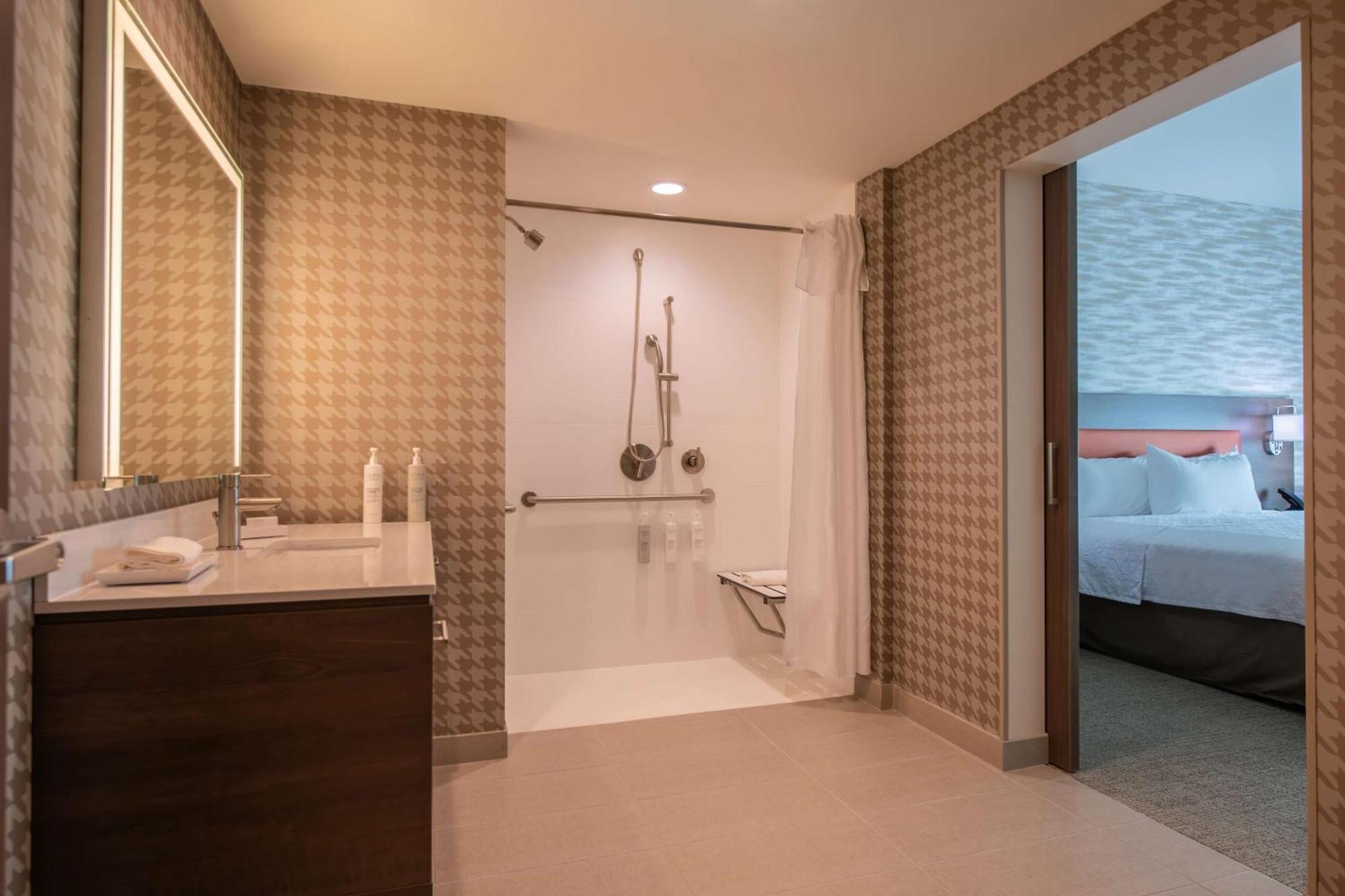 Home2 Suites By Hilton Kingsland Exterior photo