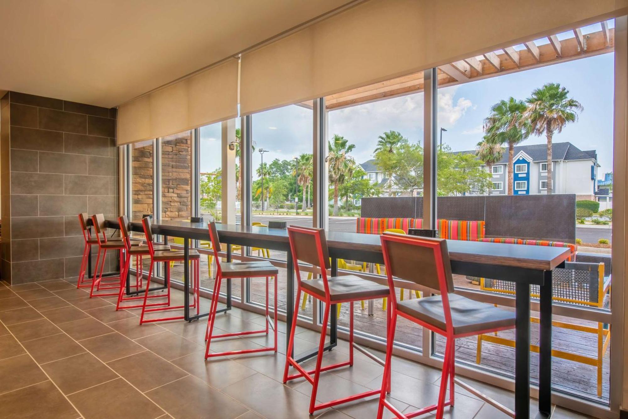 Home2 Suites By Hilton Kingsland Exterior photo