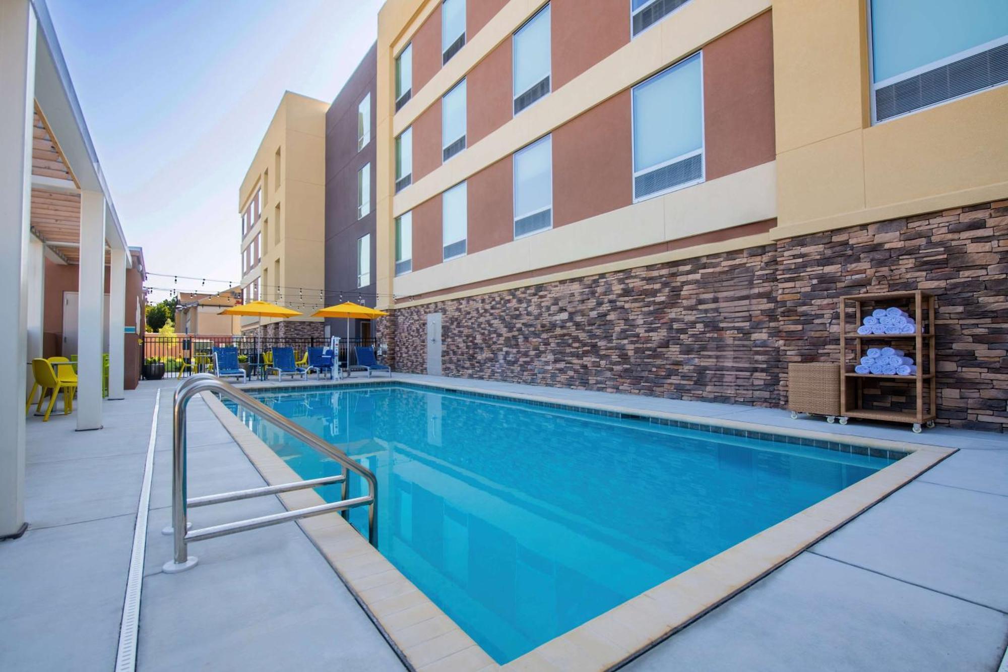 Home2 Suites By Hilton Kingsland Exterior photo